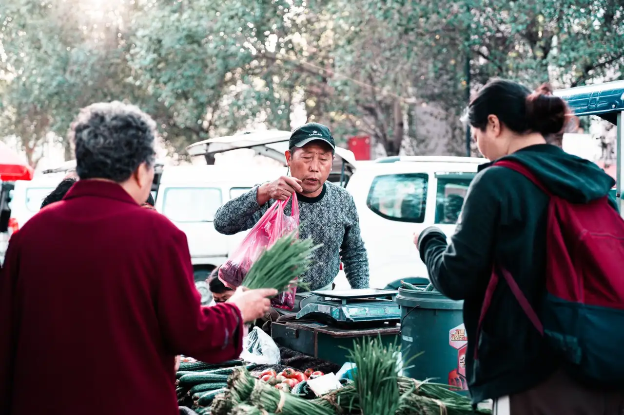 昆山工程机械市场2025年需求趋势与设备选型要点